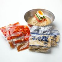 キムチ冷麺】自宅で作れる！本場韓国冷麺セット｜大阪の手作りキムチ専門豊田商店通販サイト